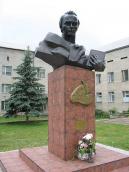 Памятник Т.Г.Шевченко построен в 2004…